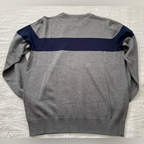 NEW! Rorie Whealan sweater - Picture 2 of 5
